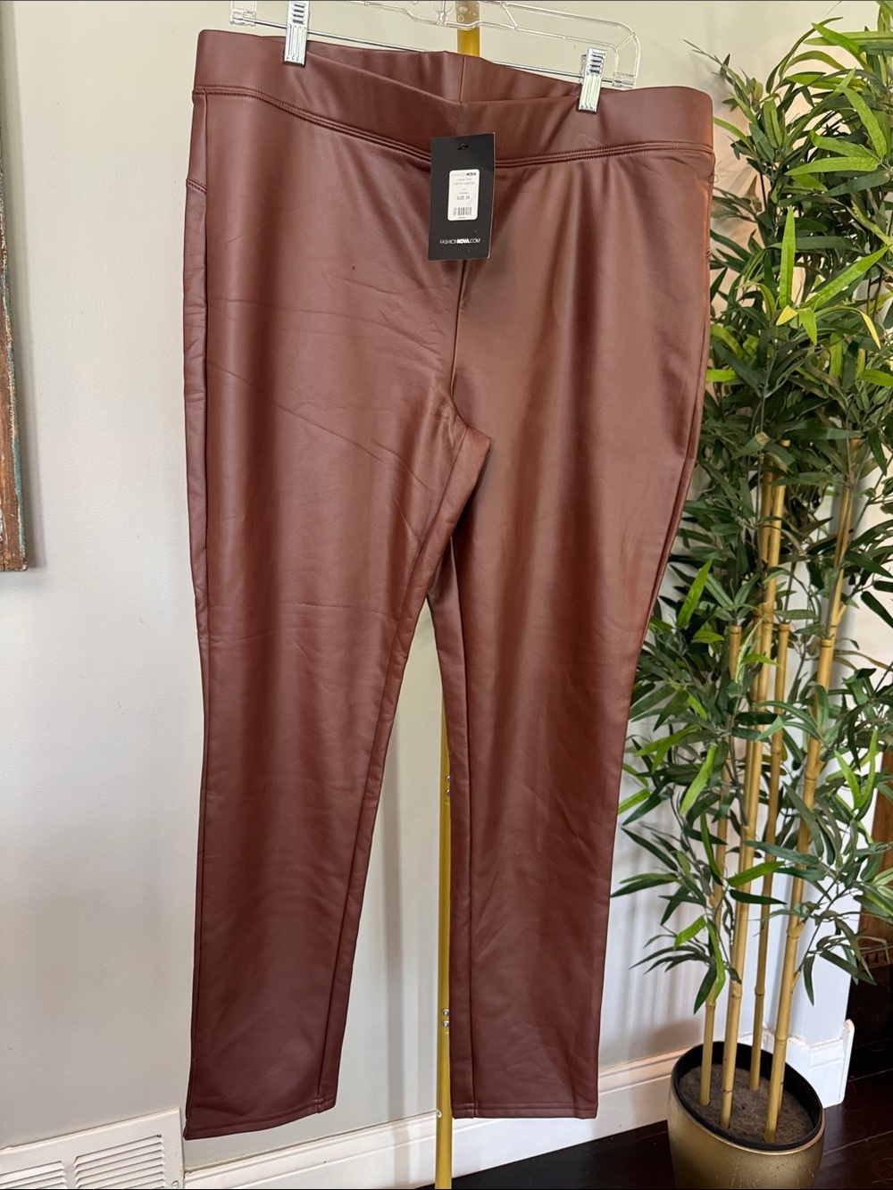 Fashion Nova Faux Leather Leggings in Deep Brown NWT 2XL
